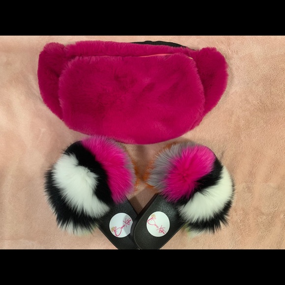Fur slides - Picture 2 of 2
